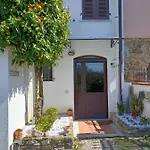 La Gesualda Locazione Turistica דירה *